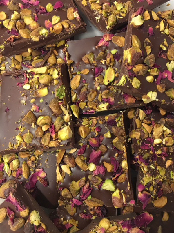 Dark Chocolate Bark with Pistachios and Rose Petals_600